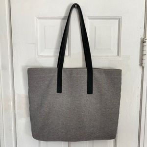 Everlane Twill Zip Top Tote Bag in Gray with Black Leather Handles